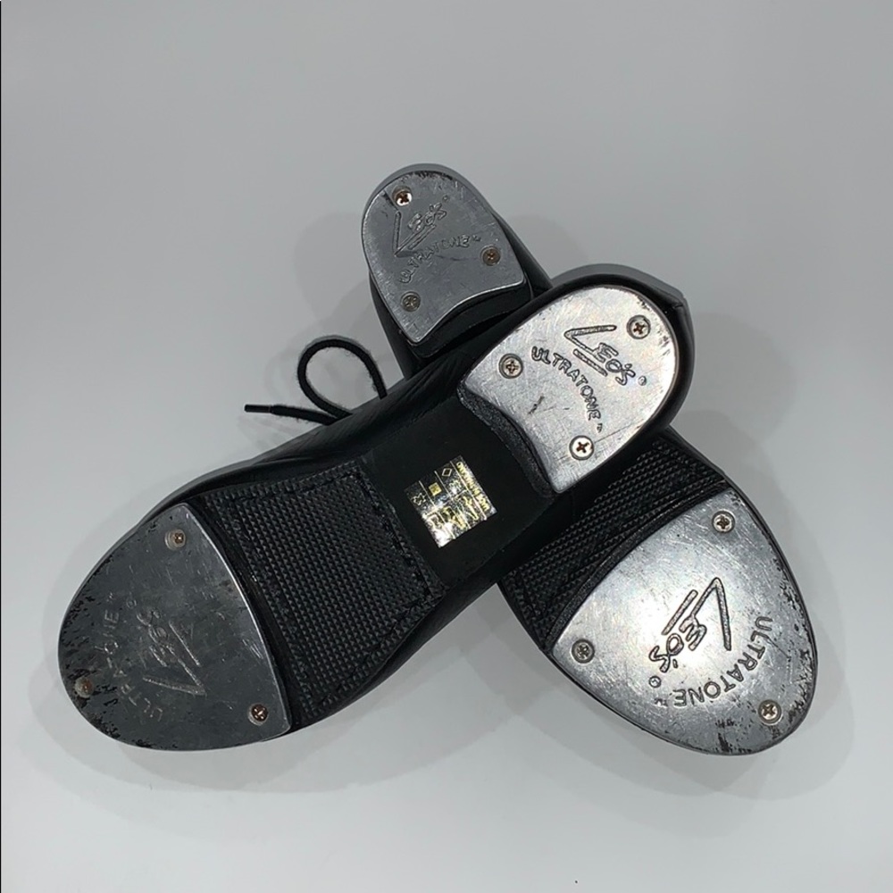 Childs Leather Leo’s Ultratone Tap Shoes size 1.5M